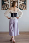 Femme portant Pantalon - XXS-/XL - VINTAGE CADILAC patron de couture pdf à télécharger, vue de dos