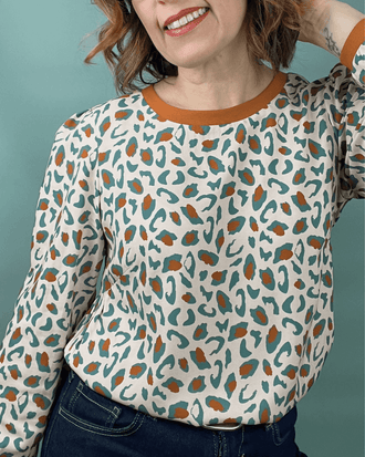 Blouse ou Robe Belam - du 32 au 52 avec motif léopard, patron de couture pdf à télécharger pour une allure chic et décontractée.