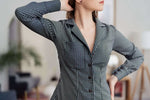 Chemise - XS/XL - LUCKY STRIPES, patron de couture pdf à télécharger, vue rapprochée détaillant le motif et la coupe ajustée.