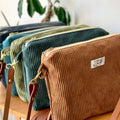 Collection de sacs présentée dans l'Ebook Mes sacs à coudre, patron de couture pdf à télécharger, en différentes couleurs.