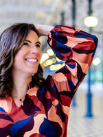 FIGUE - La blouse parfaite avec motif coloré, patron de couture PDF à télécharger, mise en valeur de l'élégance et du confort