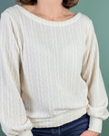 Le pull Axia du 32 au 52 encolure bateau, patron de couture pdf à télécharger, mode intemporelle et polyvalente