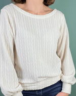Le pull Axia du 32 au 52 encolure bateau, patron de couture pdf à télécharger, mode intemporelle et polyvalente