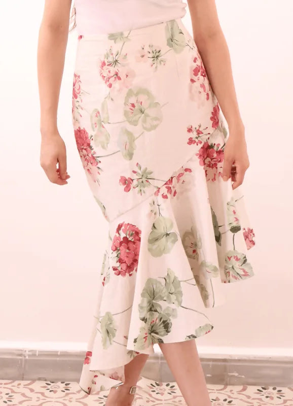 MONICA Jupe asymétrique-taille de 30 à 58 EU, patron de couture pdf à télécharger, jupe à volant avec ourlet irrégulier.