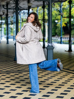 Patron PDF Manteau AVOCAT pour toute la Famille - modèle porté, patron de couture pdf à télécharger pour un manteau élégant.