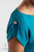 Top Judd (facile)- femme, manches courtes retroussées, patron de couture pdf à télécharger, détail bride boutonnée perle