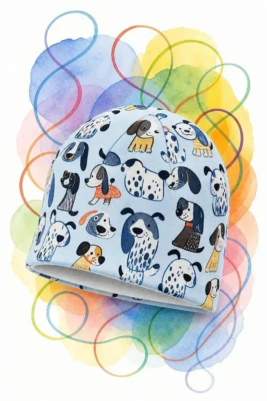 Bonnet Glagla court en tissu sweat bleu à motif chiens, patron PDF gratuit.