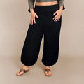Pantalon Yasmine Femme - Patron couture du 32 au 56, patron de couture pdf à télécharger, pantalon ample et confortable.