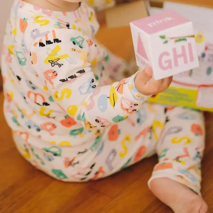 Patrons de couture pour pyjamas enfant : ensembles deux pièces, combinaisons et nuisettes à coudre soi-même