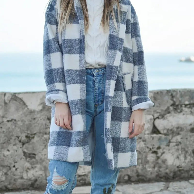 Patrons de Manteaux Femme - manteau à carreaux en laine, collection de patrons de couture pdf à télécharger.