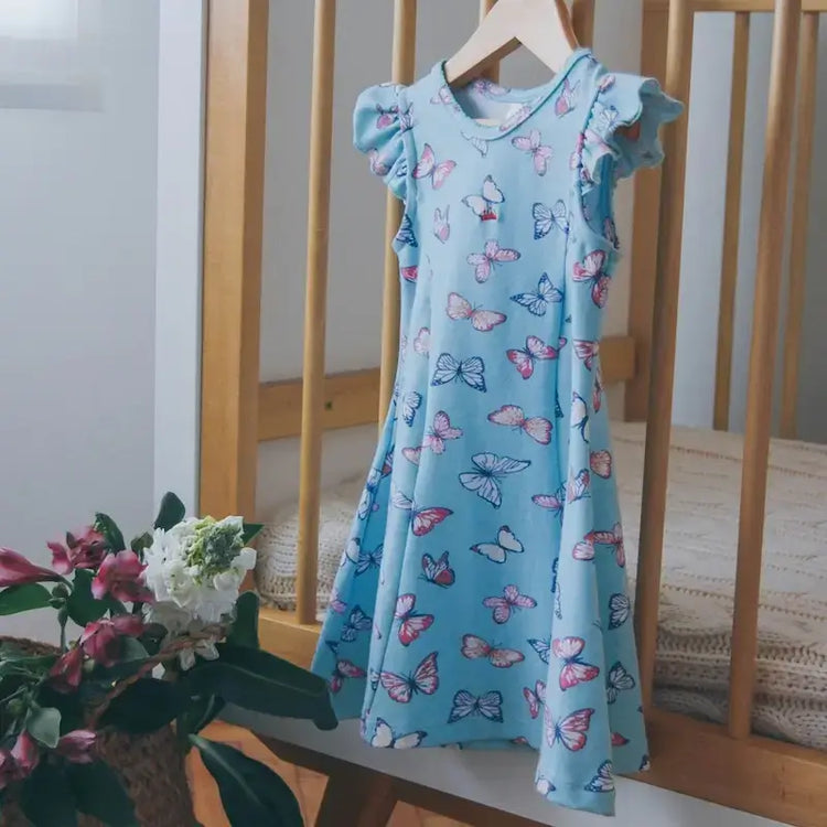 Patrons de robes enfant – modèles PDF à coudre : robes trapèze, volants, manches longues ou bretelles