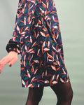 Blouse ou Robe Belam - du 32 au 52 avec patron de couture pdf à télécharger, mettant en valeur des matières fluides et détails subtils.