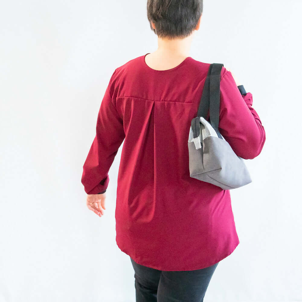 Blouse Myrtille bordeaux à manches longues, encolure en V, couture verticale, confort élégant, mode taille 34 à 56.