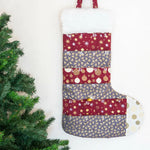 Calendrier de l'avent chaussette de Noël avec patrons de couture PDF à télécharger, design original à rayures.