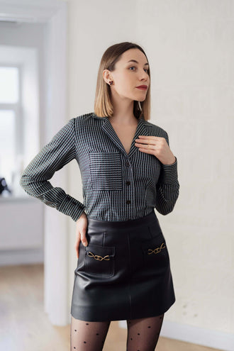 Chemise - XS/XL - LUCKY STRIPES en noir et blanc, patron de couture pdf à télécharger pour couturiers experts, tailles XS à XL.