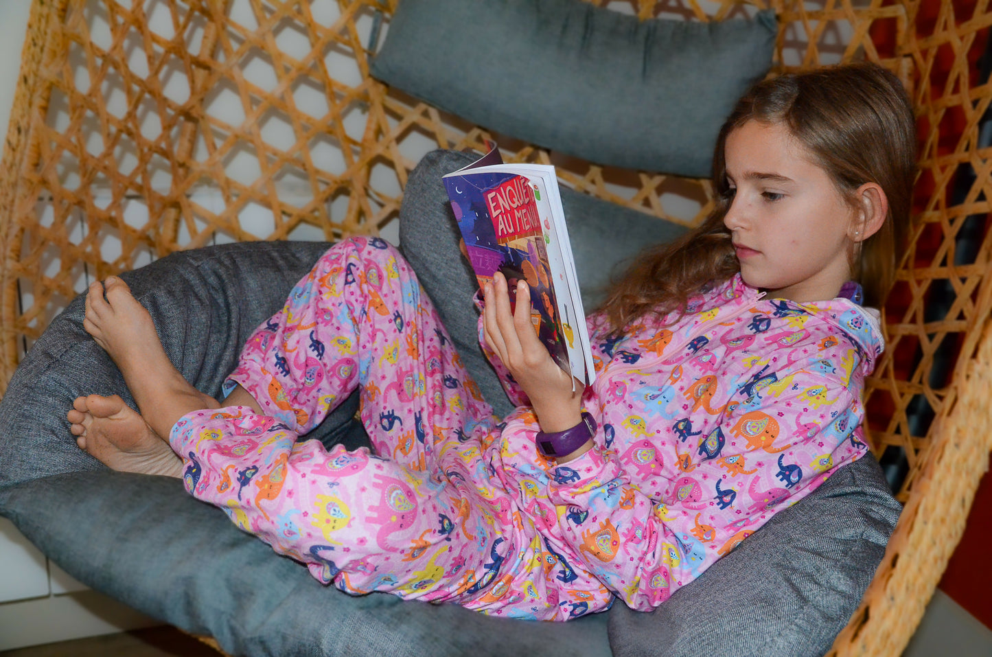 Enfant en Combinaison/Surpyjama PAPILLOTE, lecture confortable, patron de couture pdf à télécharger pour l'hiver.