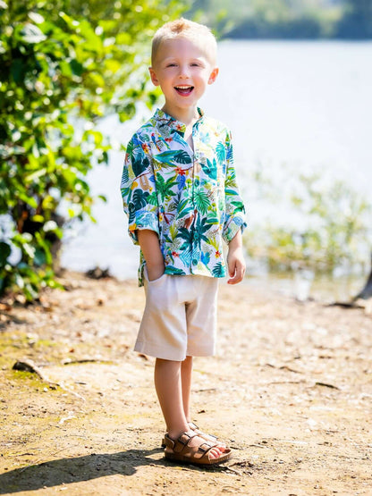 Enfant portant DRAGON - La chemise ou robe pour toute la famille, patron de couture pdf à télécharger, style décontracté en extérieur.