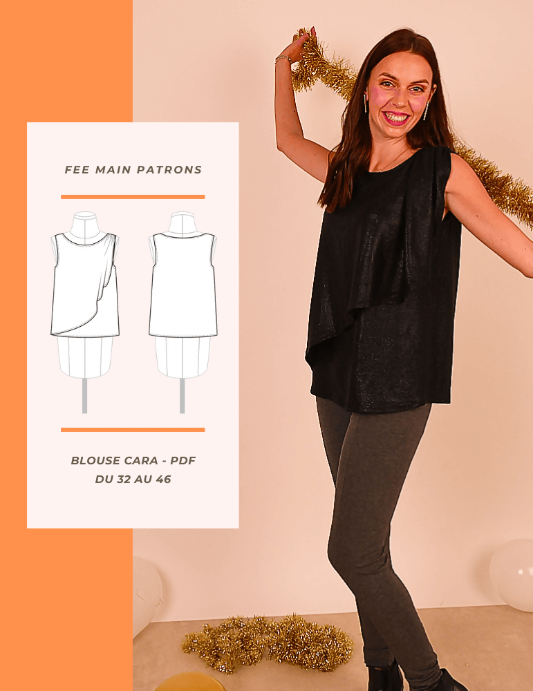 Femme souriante portant la blouse Cara, une couture élégante et décontractée du PDF 32 au 46.