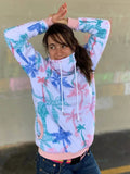 Patron de couture pdf à télécharger pour le Duo sweat TITUS pour adultes (XS - XXXL) et enfants (2 - 16 Ans), femme portant un sweat.