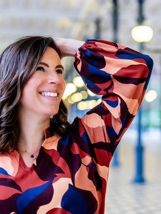 FIGUE - La blouse parfaite avec motif coloré, patron de couture PDF à télécharger, mise en valeur de l'élégance et du confort