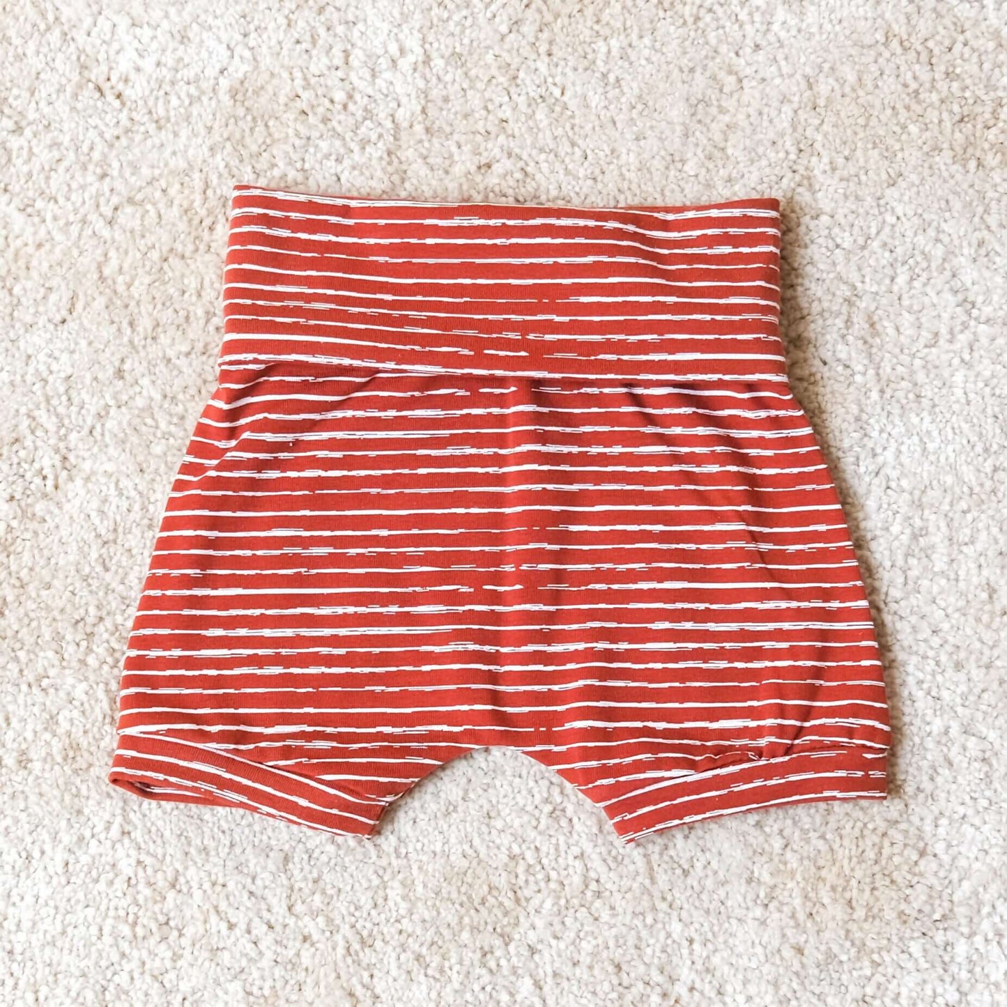 Short rayé pour enfant, patron de couture pdf à télécharger, GRENADE - Le legging et short évolutif, facile à coudre.