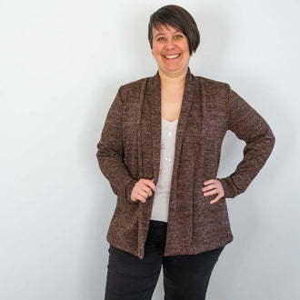 Gilet femme Jasmin, taillant du 34 au 56, coupe élégante et confortable, style mi-saison.