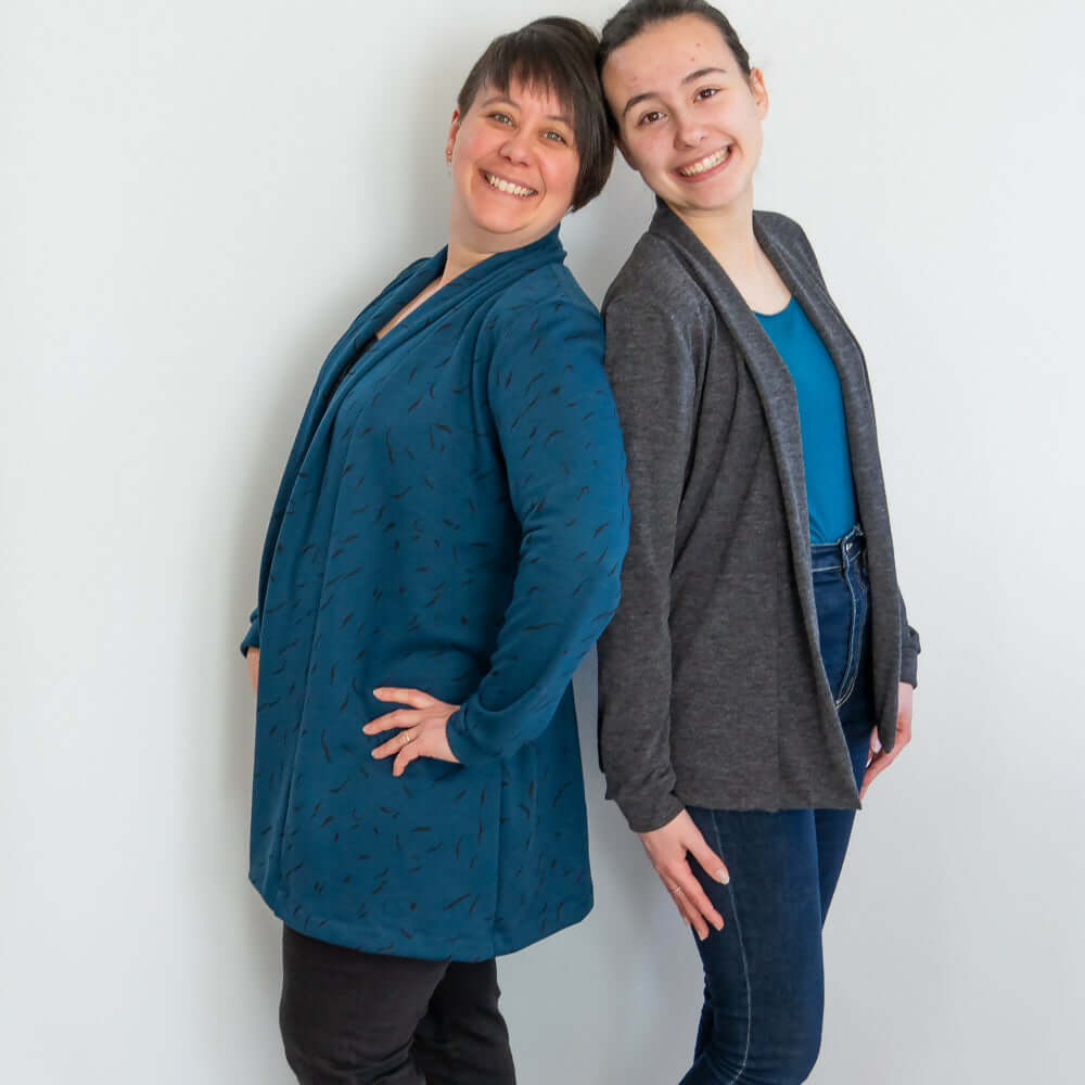 Gilet femme Jasmin, modèles courte et longue, tailles 34 à 56, adaptées à la mi-saison, couture patron PDF.