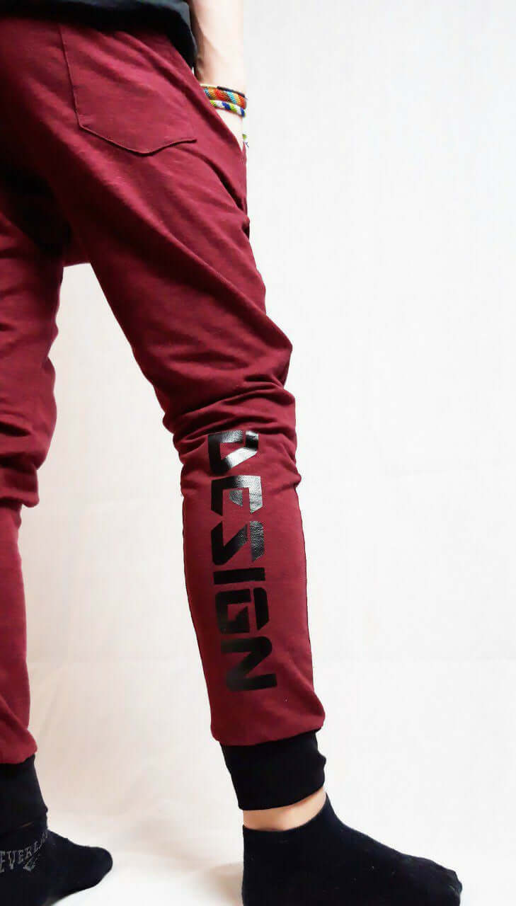 Le Hip-Jogg du 6 au 16 ans, pantalon de jogging stylisé et confortable pour enfants et ados.