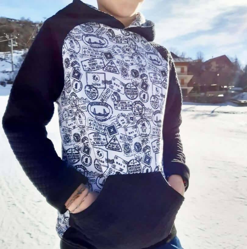 Le SWEAT FLEX du 6 au 16 ans en tissu extensible, idéal pour le confort et le style.