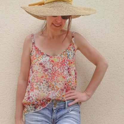 Le Top & Robe DUO du 34 au 46 en haut à bretelles floral, modèle facile à coudre, patron PDF à télécharger.