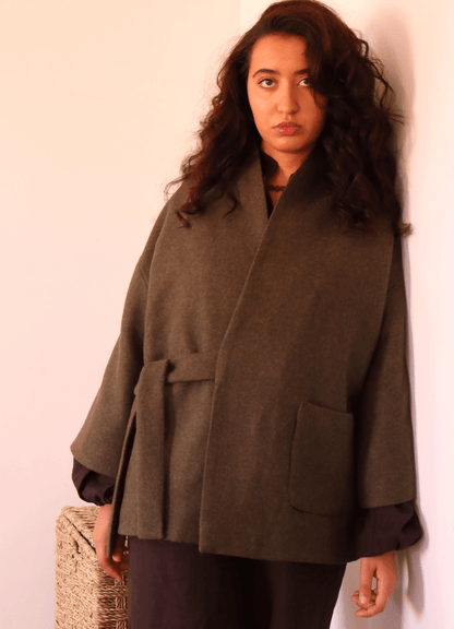 MANTEAU MILDA- 15 taille de 30 à 58 EU patron de couture pdf à télécharger, manteau élégant croisé au charme asiatique.