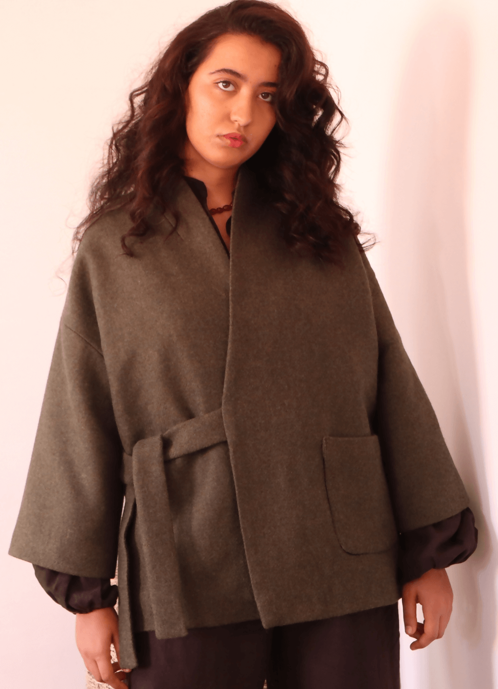 Patron de couture PDF téléchargeable pour MANTEAU MILDA- 15 taille de 30 à 58 EU, élégance asiatique, col châle, manches 3/4.