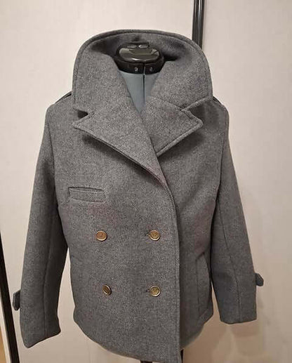 Manteau et Veste Jade, patron de couture PDF à télécharger, veste caban avec boutons dorés et poches passepoilées, doublure intégrale.