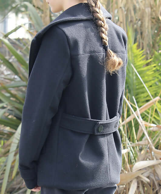 Vue arrière de Manteau et Veste Jade avec martingale, patron de couture pdf à télécharger