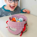 Panier 3 en 1 : sac, panière, pochette cadeau – Friandise avec œufs de chocolat; patron de couture pdf à télécharger.