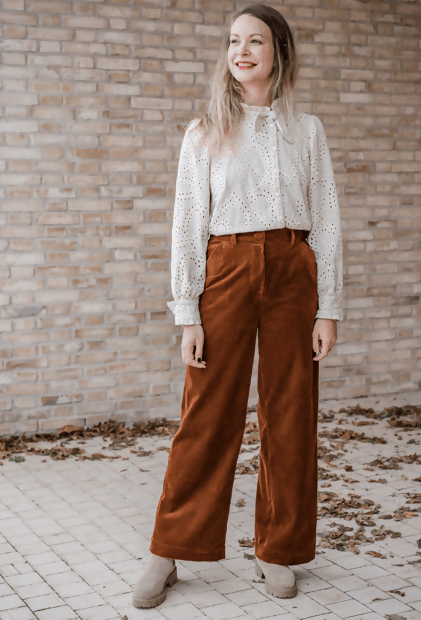 Pantalon OPAZ en velours côtelé, taille haute, poches italiennes et ceinture élastiquée, modèle à coudre.