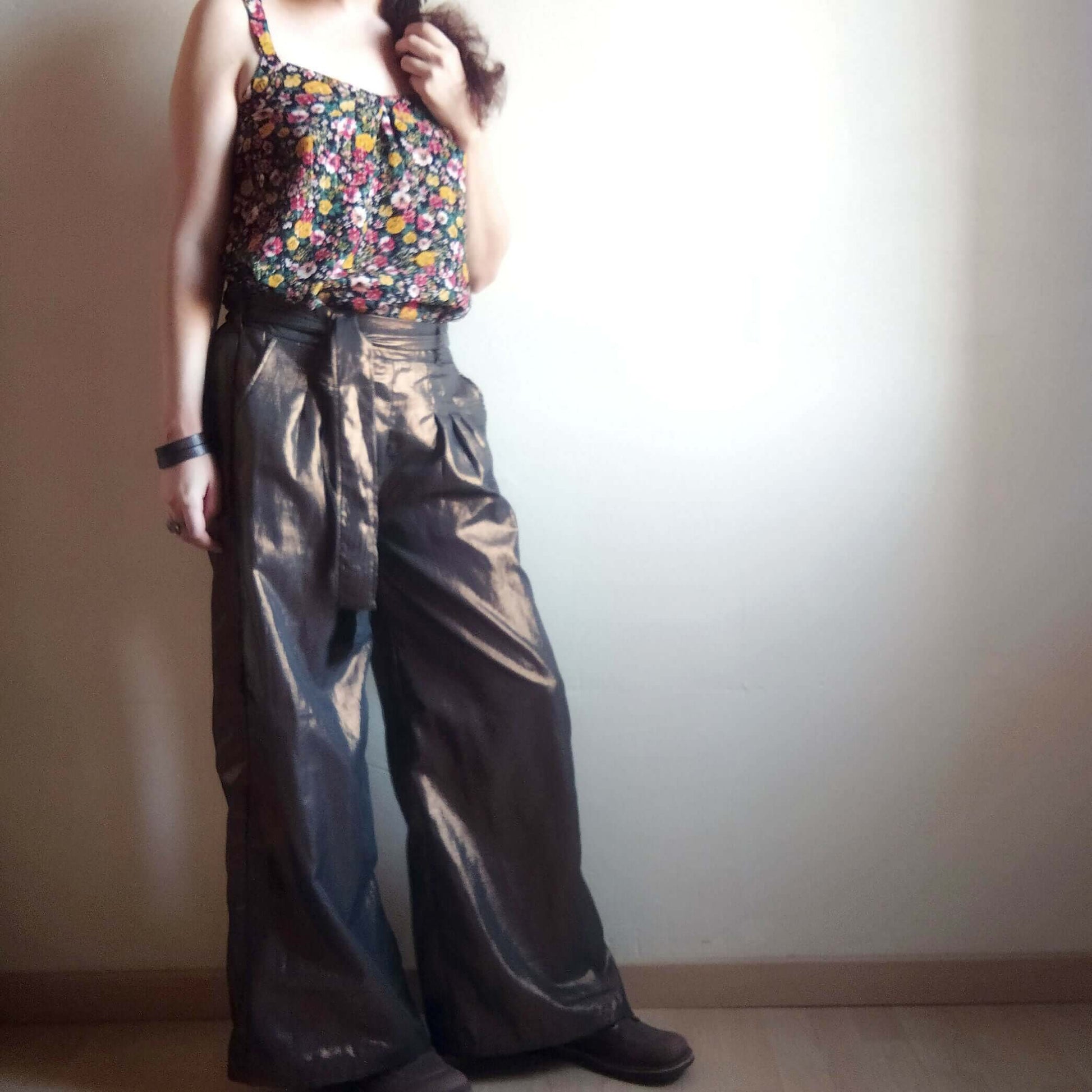 Pantalon/Short "Zya"- patron PDF du 32 au 60, modèle de pantalon palazzo avec plis et poches italiennes. Patron de couture pdf à télécharger.