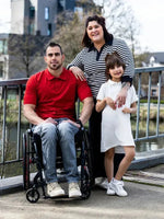 Famille portant le Patron PDF Polo multi-manches Kiwi, du XS au XXL, en coton jersey, à l'extérieur