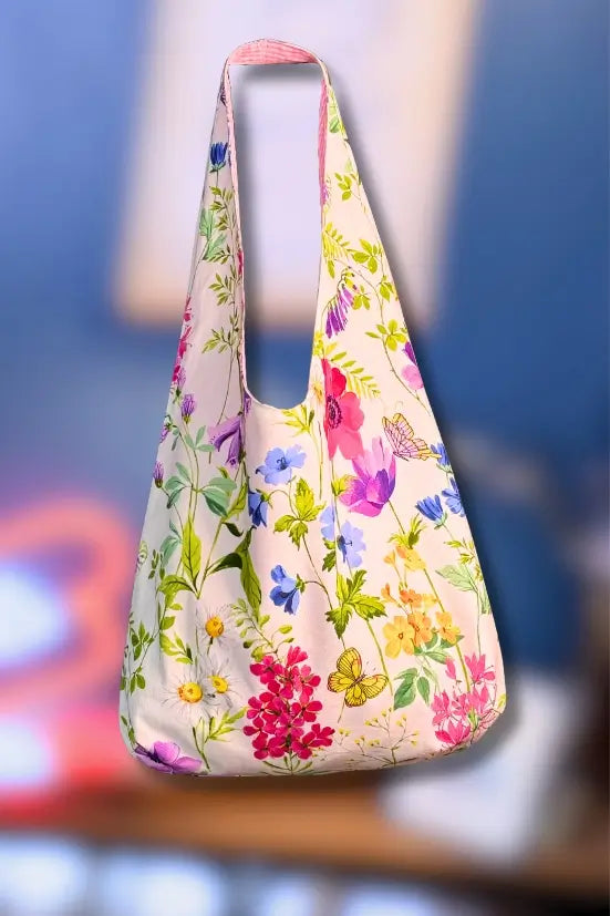 Patron Sac Cabas à Une Anse - Tutoriel Couture Facile + PDF Gratuit, sac cabas fleuri original et pratique, patron de couture pdf à télécharger