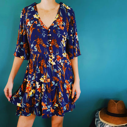 Robe/ Blouse Gula - T36 à 50 avec imprimé floral coloré, patron de couture pdf à télécharger.