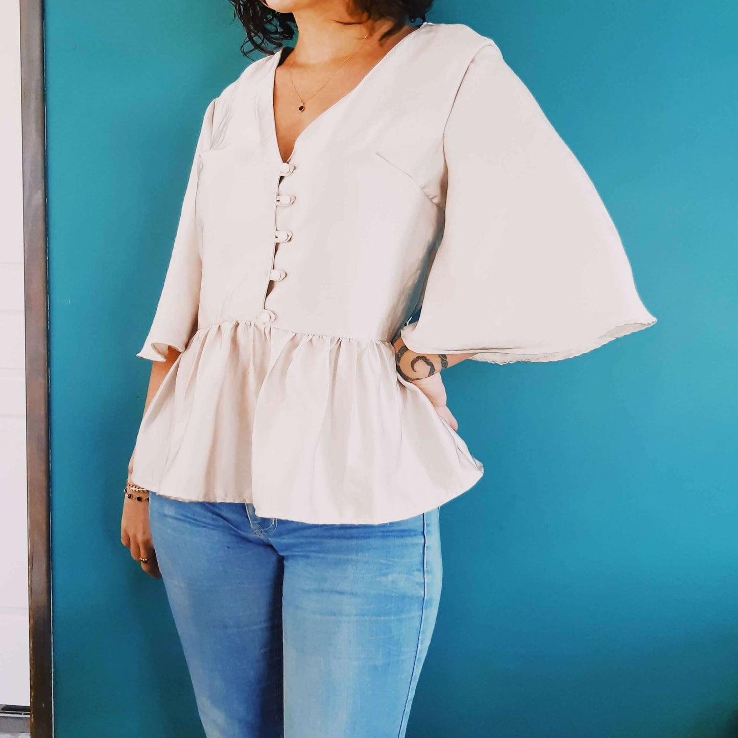 Robe/ Blouse Gula - T36 à 50, blouse blanche élégante avec col en V, patron de couture pdf à télécharger