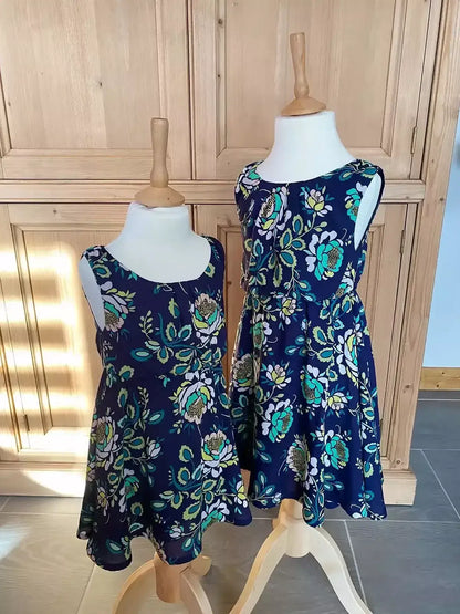 Robe Cylia Enfants, modèles enfantins à fleurs en tissu léger, patron pdf à télécharger.