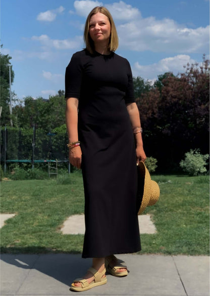 Robe Nata longue en jersey avec coutures structurées, idéale pour l'été. Patron de couture pdf à télécharger.