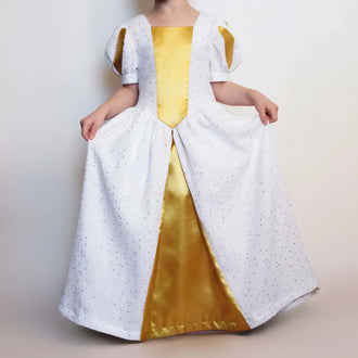 Robe Princesse Margaux Enfants avec patron de couture pdf à télécharger, style médiéval, col jaune et manches ballon, couture pour enfants.