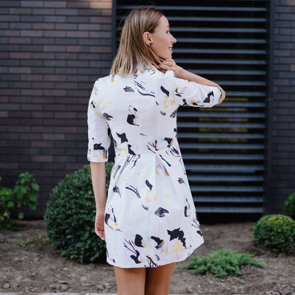 Vue arrière de la robe XS-XL - SOULMATE, patron de couture pdf à télécharger, motif floral, coupe intermédiaire, tailles XS à XL.