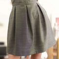 Robe du XS au L - VIVRE la CONFIANCE, patron de couture pdf à télécharger, vue de la jupe plissée, féminine et structurée.