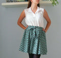 Jupe verte à motif géométrique avec chemisier sans manches, robe et top Palmyre - 32 au 56.