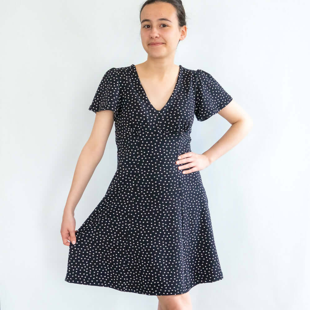 Robe jersey, 34 au 56, 4 statures – Capucine, modèle élégant avec décolleté en V, patron de couture pdf à télécharger