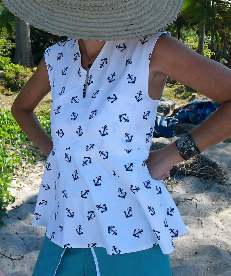 Robe/Blouse Callisto - T36 à 50 en tissu avec motif d'ancres, idéal pour l'été, patron de couture pdf à télécharger, niveau débutant.
