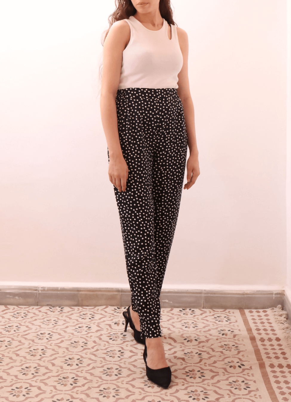 SURI PANTALON-taille de 30 à 58 EU avec motif à pois, patron de couture pdf à télécharger, confort et style élégant.